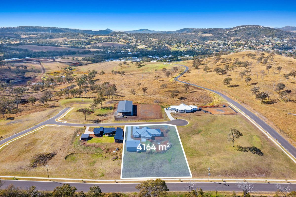 10 Ridgeview Court, Mount Rascal QLD 4350, Image 2