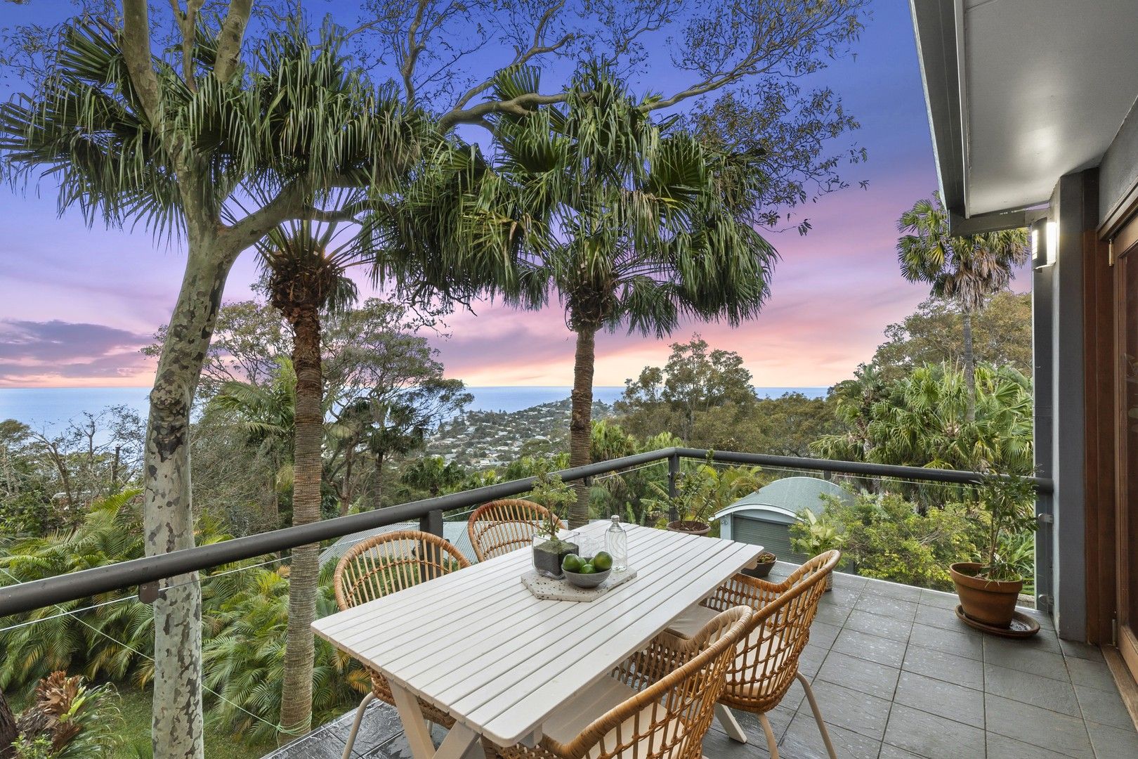 4 bedrooms House in 44 York Terrace BILGOLA PLATEAU NSW, 2107