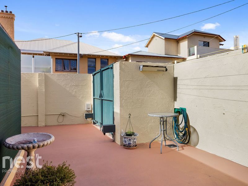 8/3 Newcastle Street, Battery Point TAS 7004, Image 2