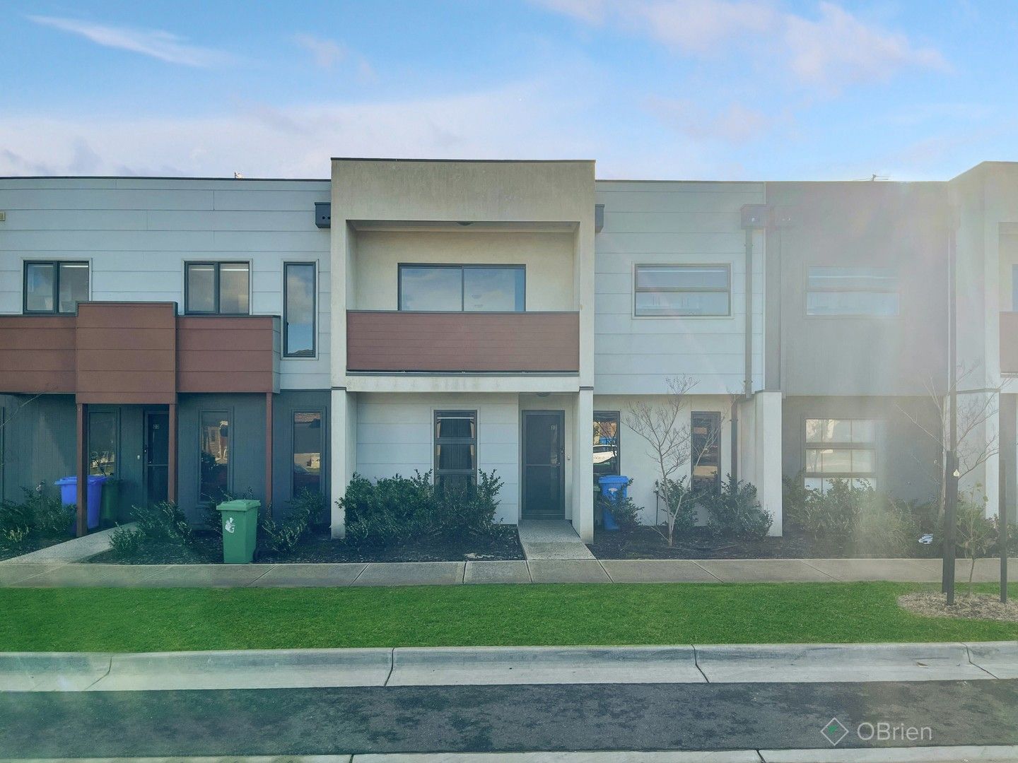 3 bedrooms House in 22 Queenie Way CRANBOURNE WEST VIC, 3977