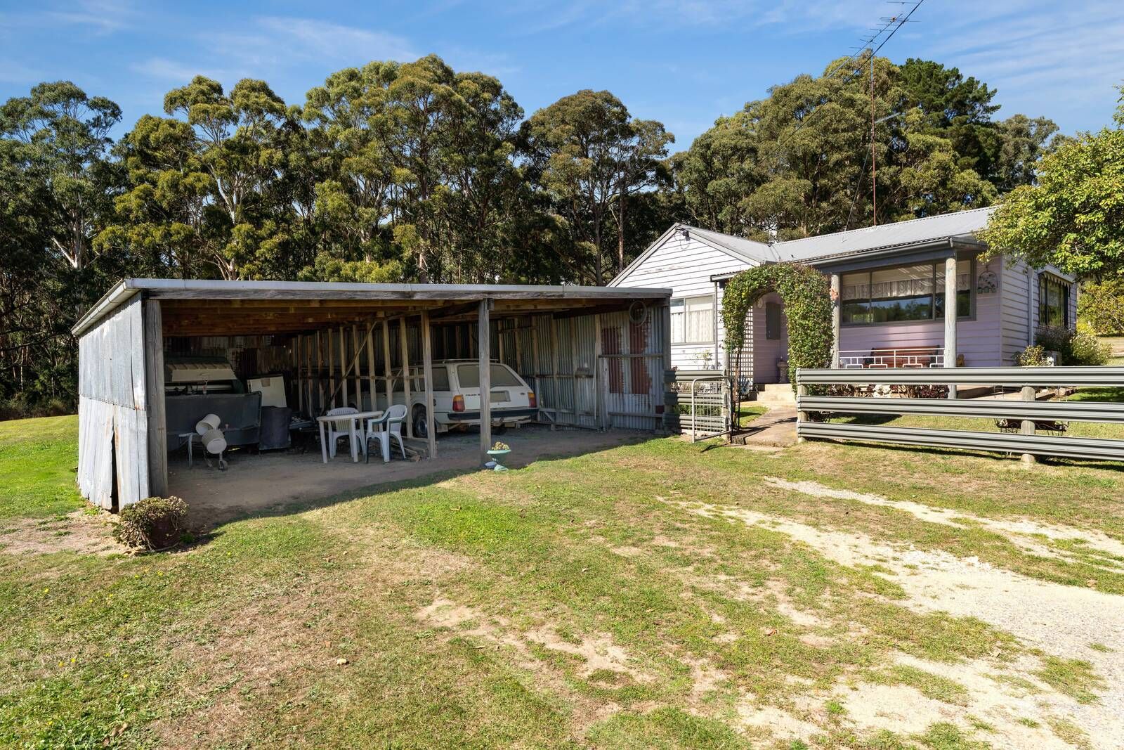 21 Andersons Road, Barkstead VIC 3364, Image 2