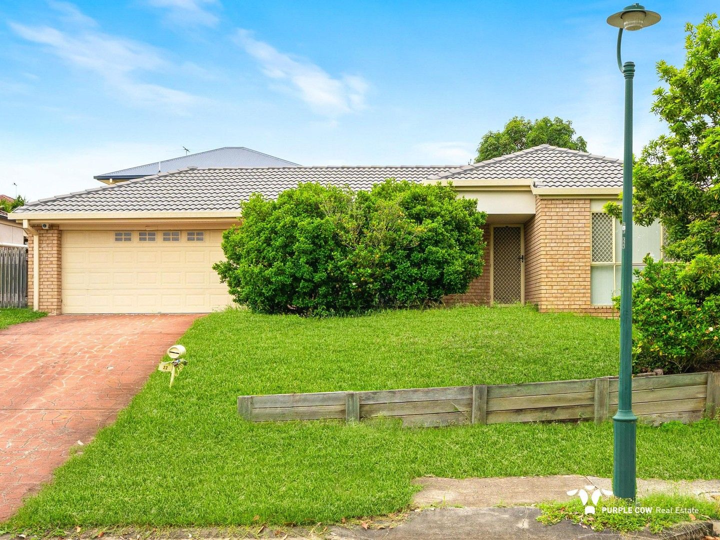 4 bedrooms House in 22 Lloyd Bird Crescent SPRINGFIELD LAKES QLD, 4300