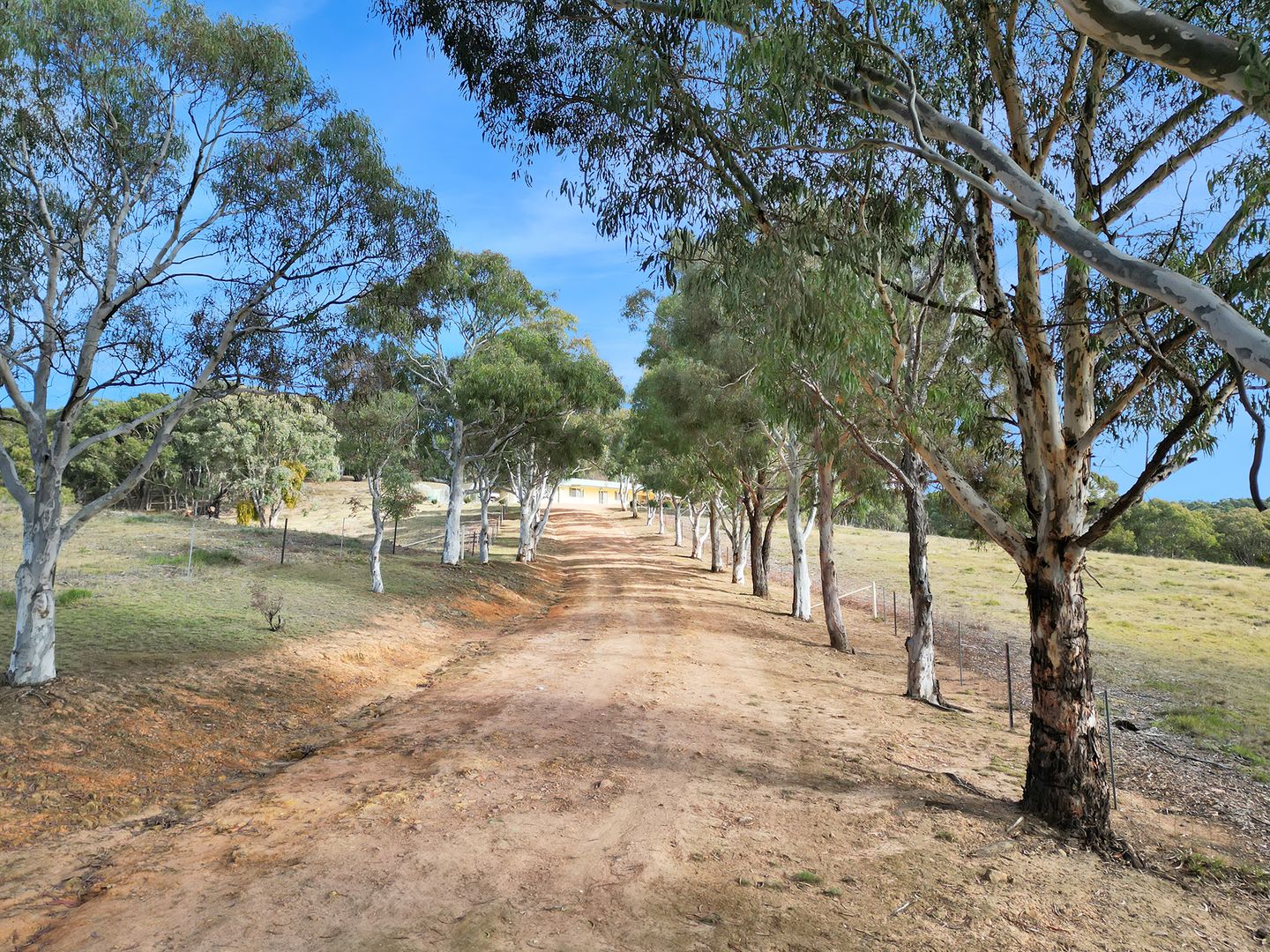 38 Rock Lodge Road, Lade Vale, Gunning NSW 2581, Image 2