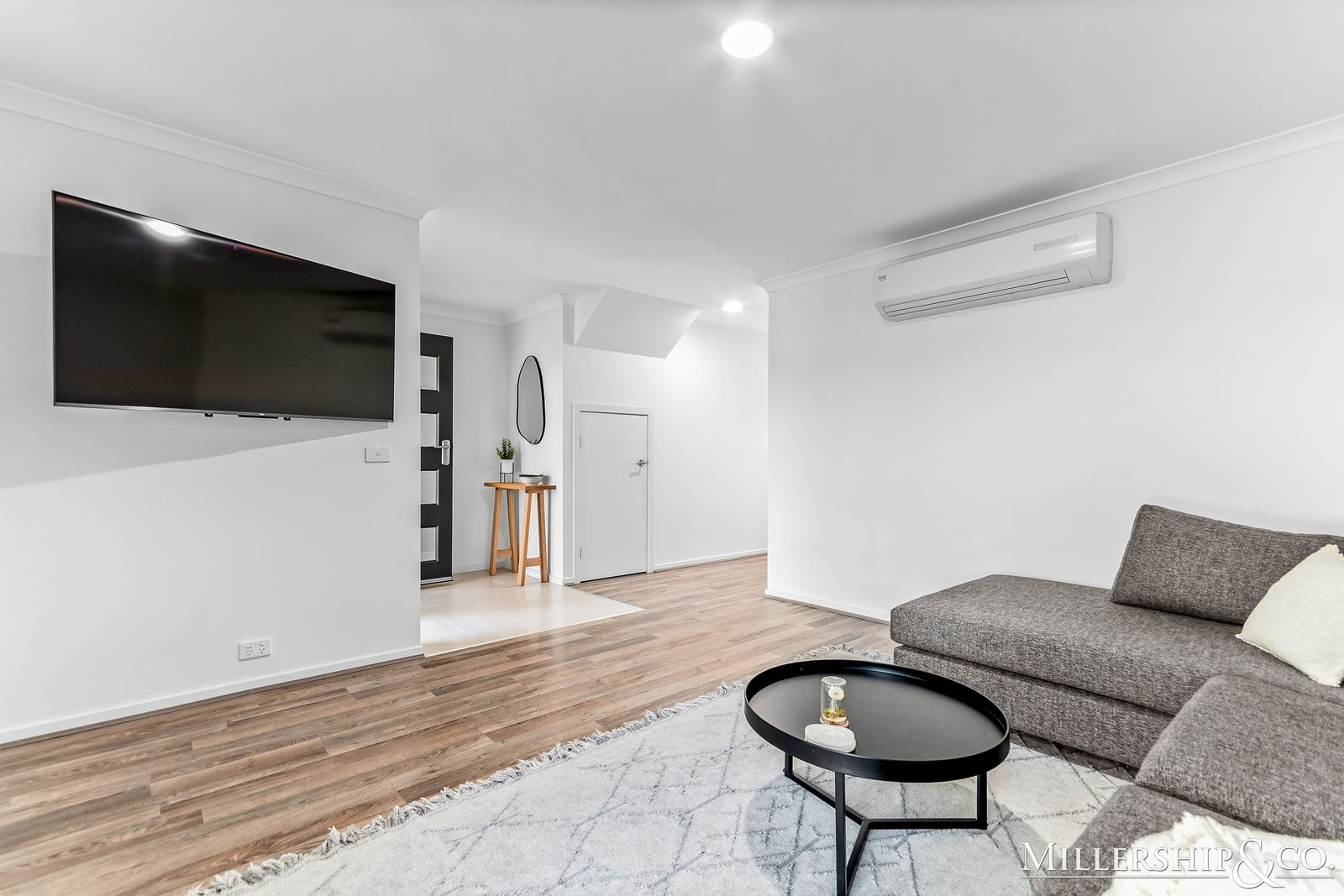 44 Valencia Boulevard, Doreen VIC 3754, Image 2