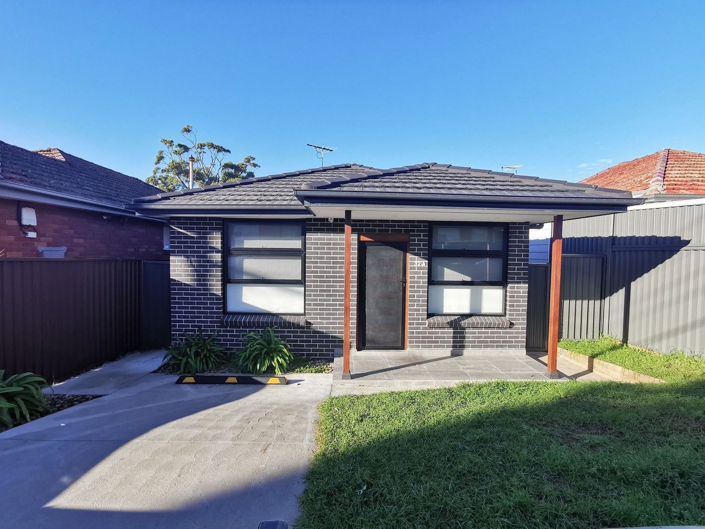 2 bedrooms House in 32A Oliver street BEXLEY NORTH NSW, 2207