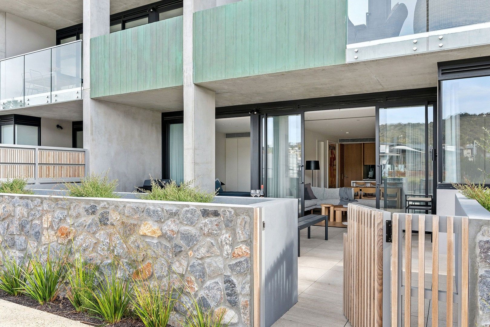 3 bedrooms Apartment / Unit / Flat in G04/8 Anchor Pl SAFETY BEACH VIC, 3936