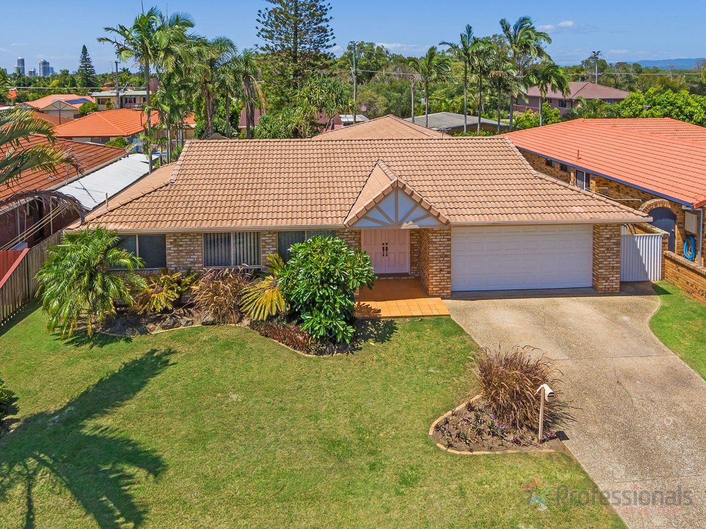 14 Gladiolus Court, Hollywell QLD 4216, Image 0