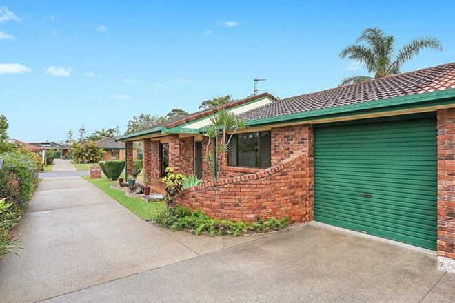 Picture of 1/15 Bambaroo Crescent, TWEED HEADS NSW 2485