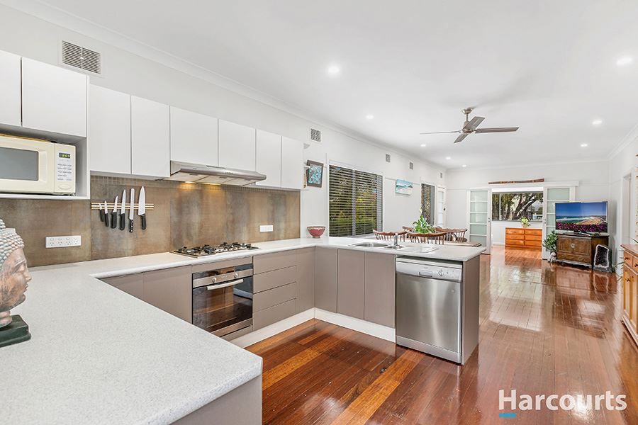 24 Crescent Road, Waratah NSW 2298, Image 1