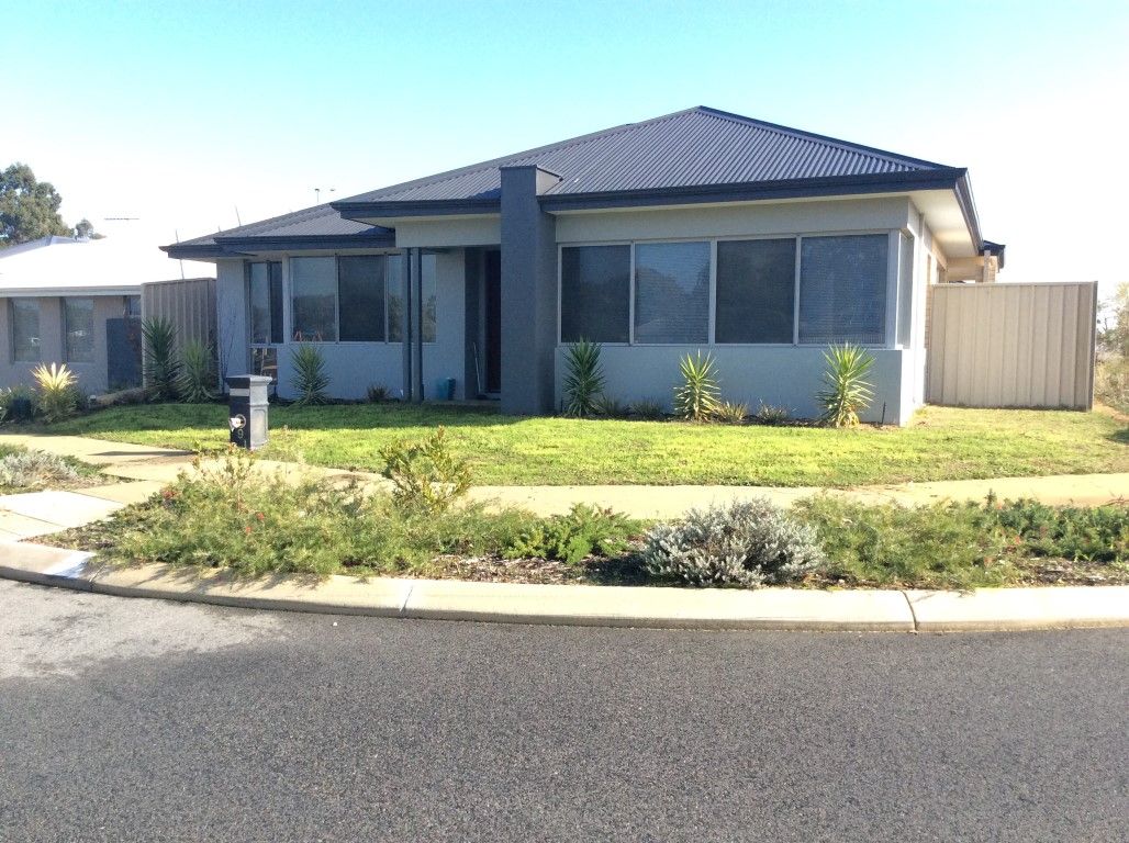 4 bedrooms House in 9 Wetterhorn Street HAYNES WA, 6112
