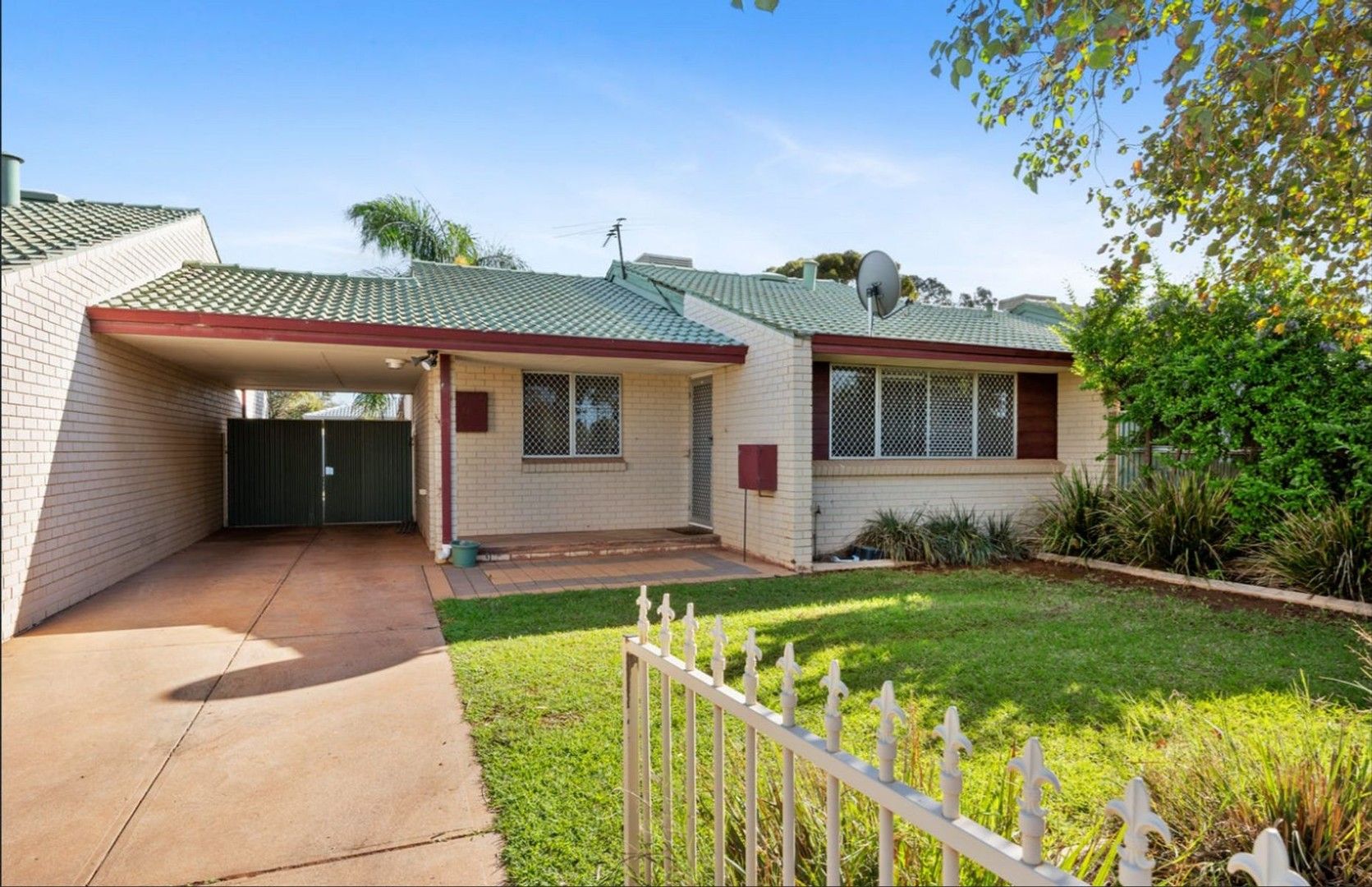 2 bedrooms Apartment / Unit / Flat in 83 Johnston Street SOUTH KALGOORLIE WA, 6430