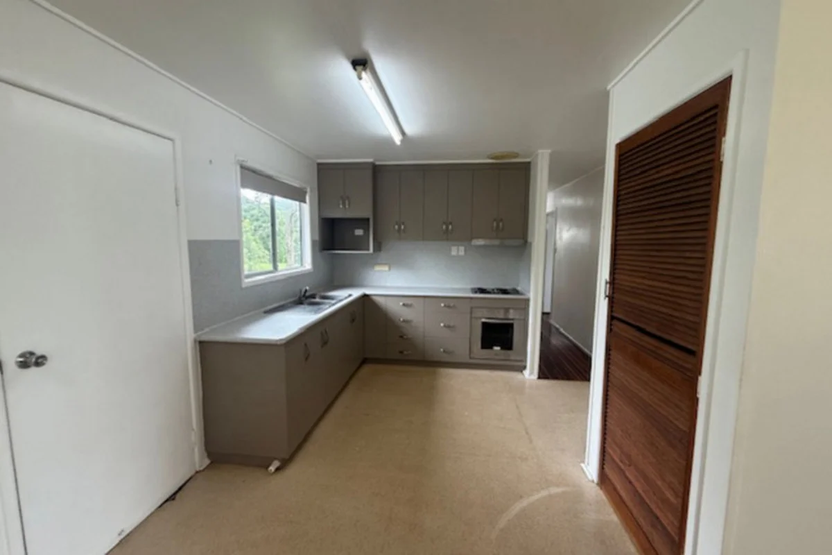 Additional image 5 of 10 Patterson Street, Dysart QLD 4745