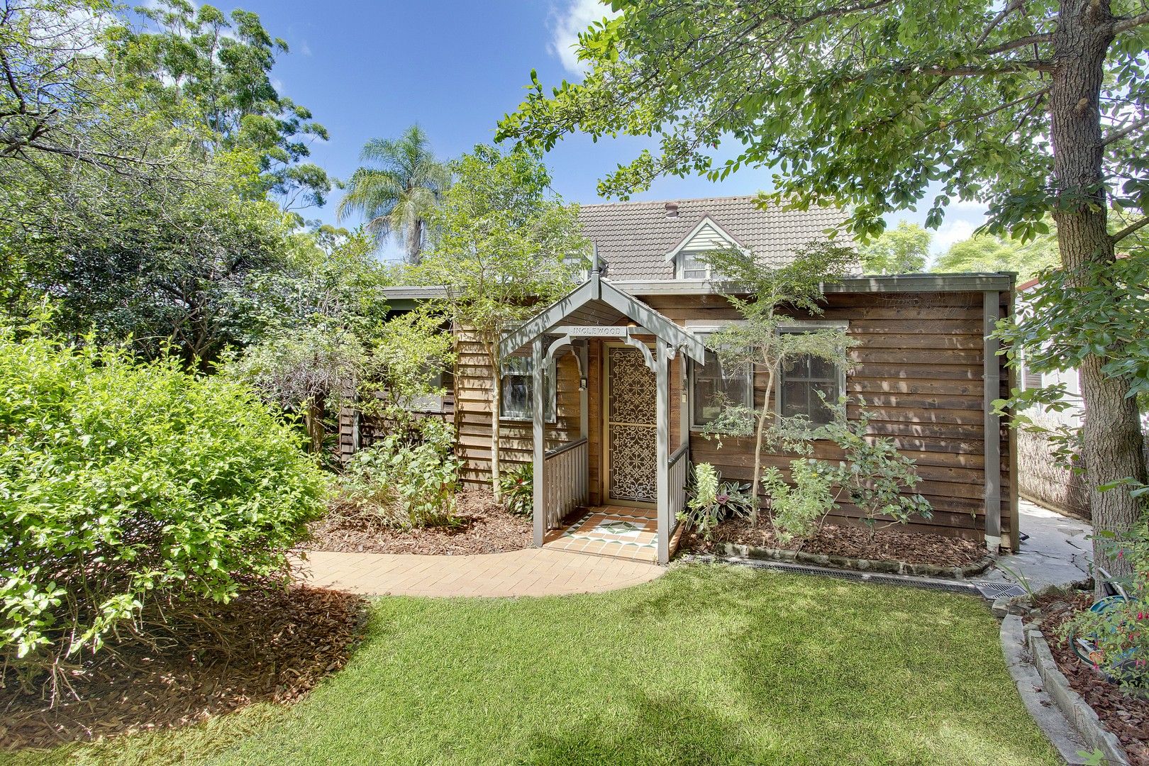 16 Lisgar Road, Hornsby NSW 2077, Image 2