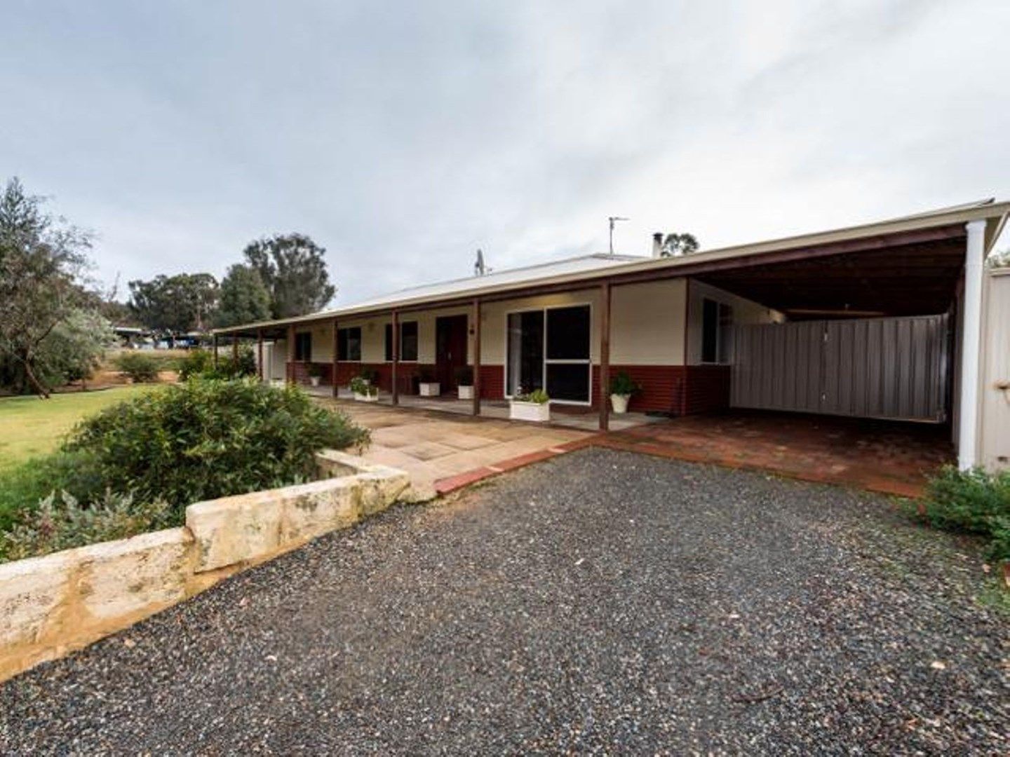 10 Cheetaning Street, Wandering WA 6308, Image 0