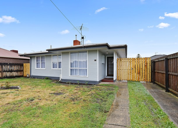 8 Morona Avenue, Norlane VIC 3214