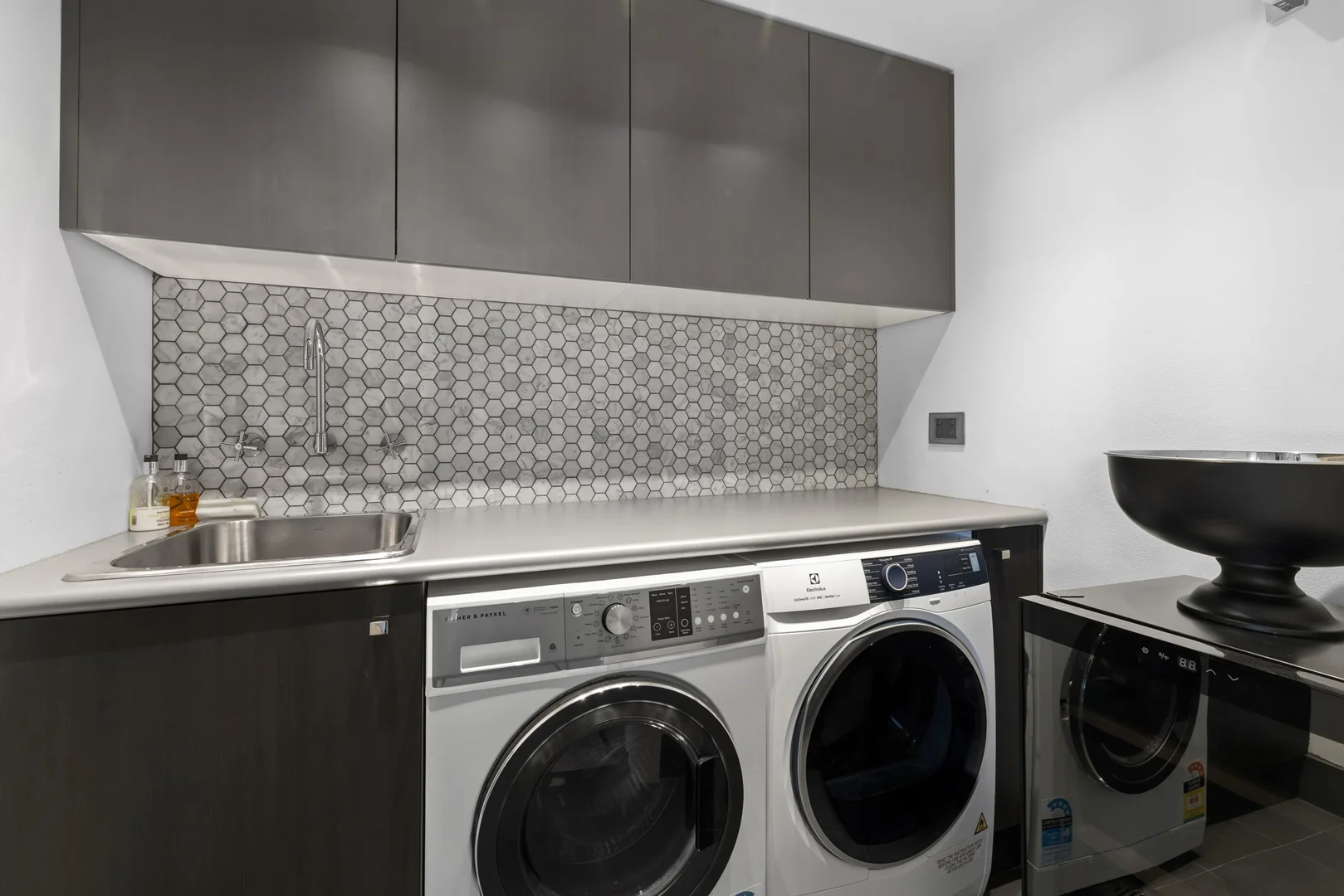 Additional image 7 of 11/8-10 East Crescent Street, McMahons Point NSW 2060