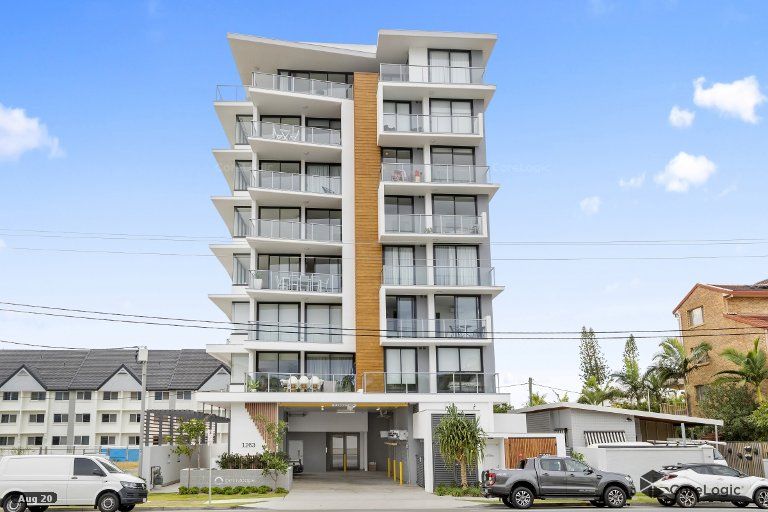2 bedrooms Apartment / Unit / Flat in 9/1263 Gold Coast Highway PALM BEACH QLD, 4221