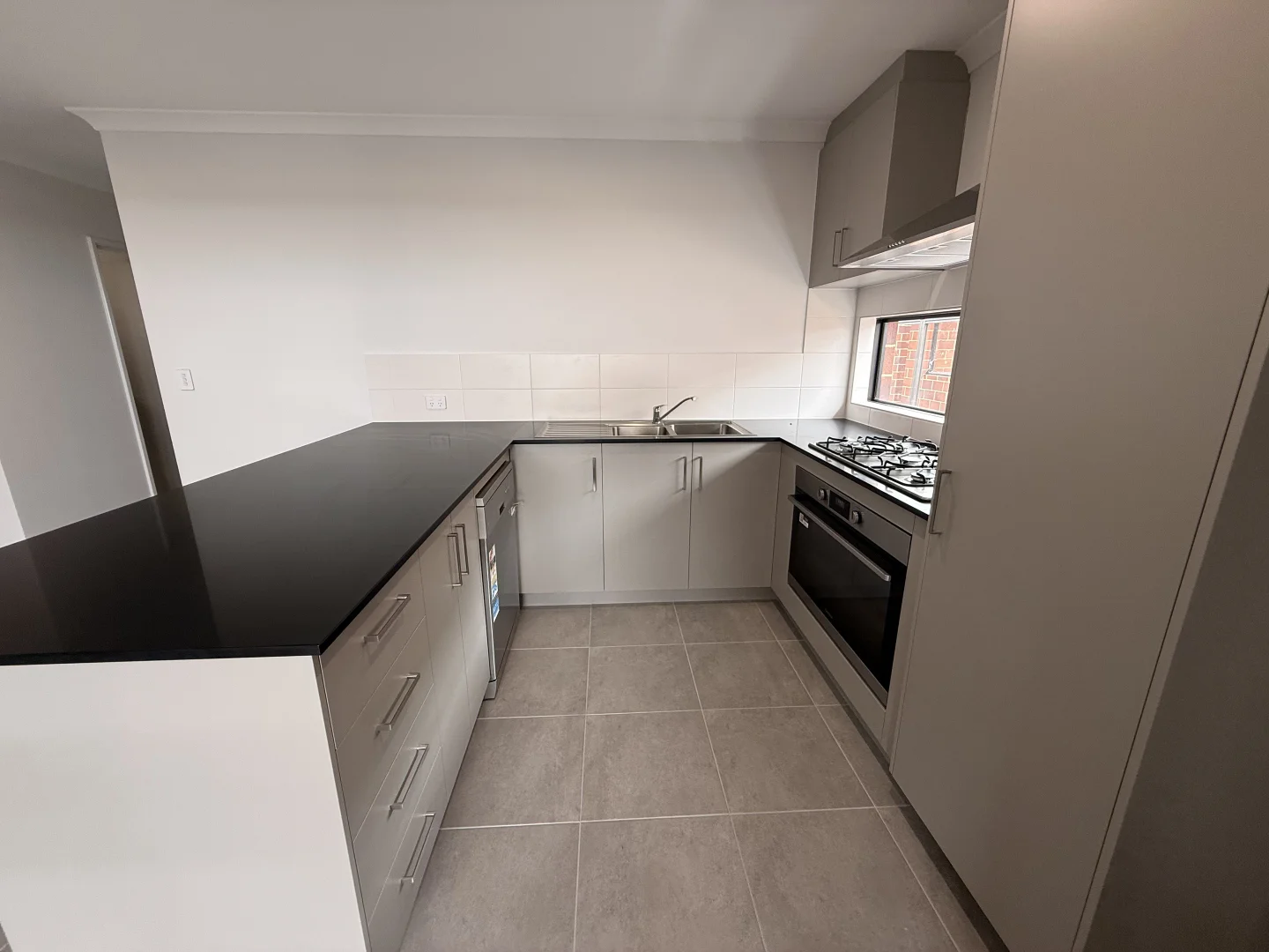 Additional image 3 of 12 Manresa Road, Madora Bay WA 6210