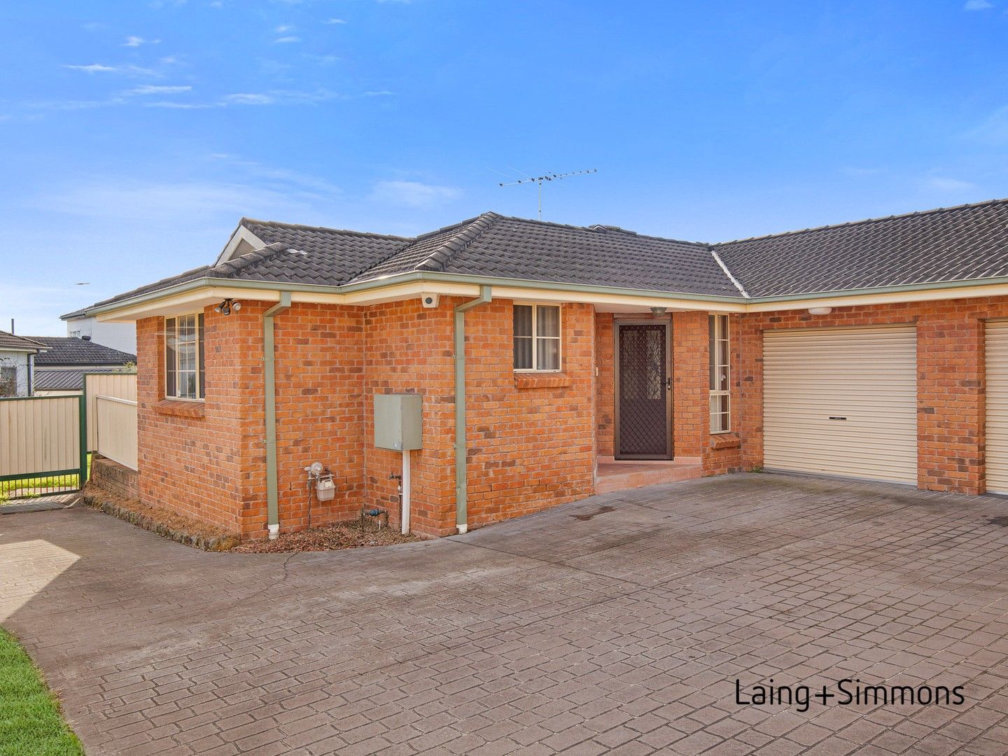 12 Pendle Way, Pendle Hill NSW 2145, Image 0