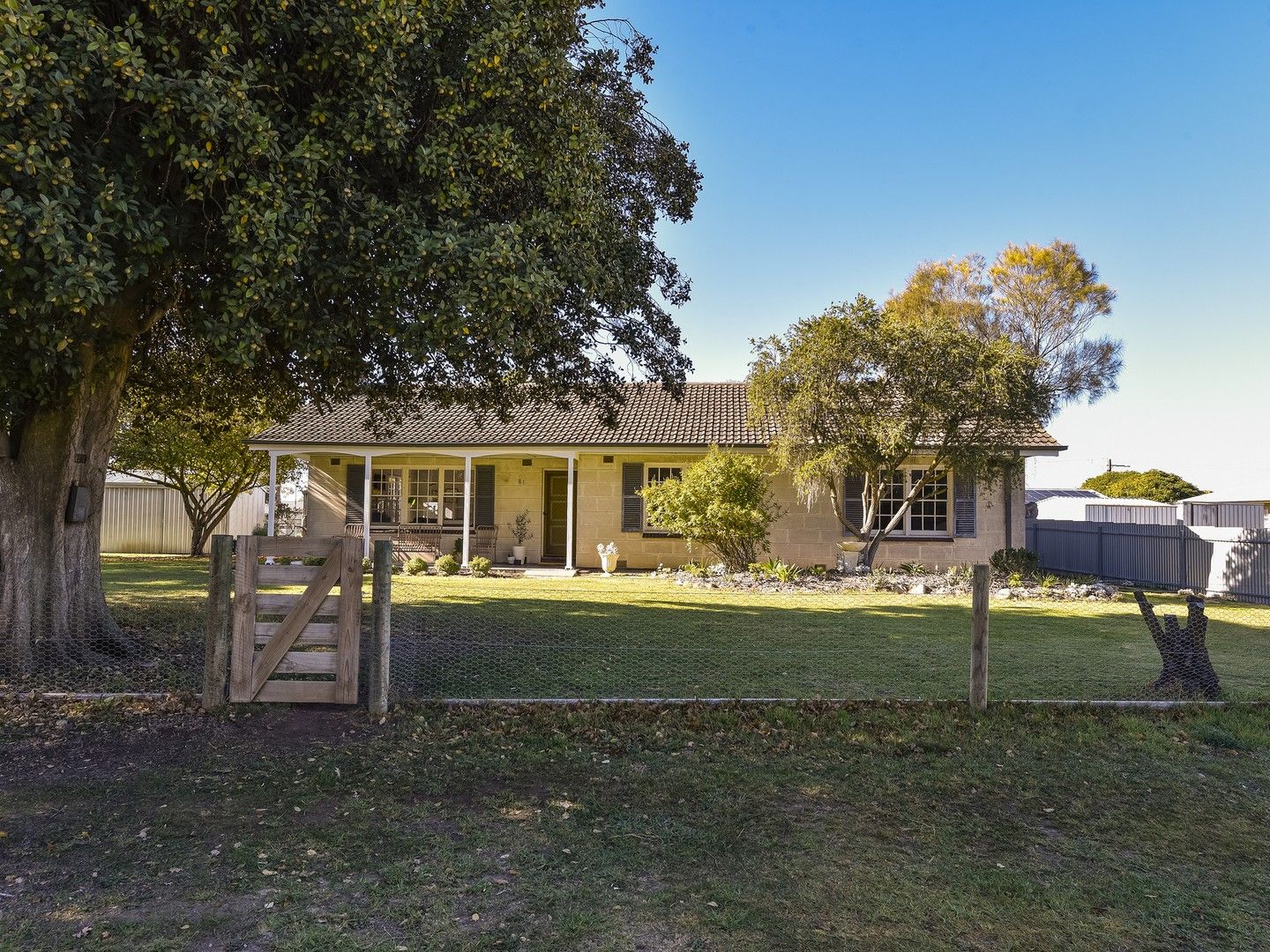 81-83 Clarke St, Penola SA 5277, Image 1