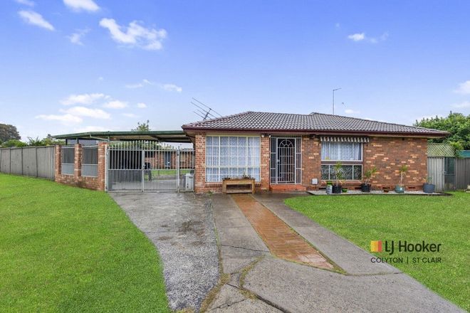 Picture of 1 BELBOWRIE Glen, ST CLAIR NSW 2759