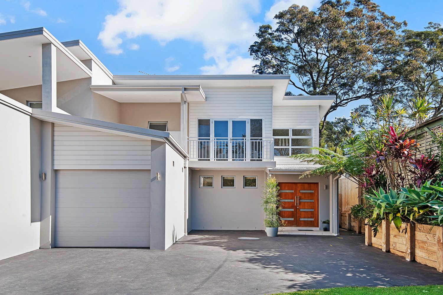 4 bedrooms Semi-Detached in 12 Stuart Avenue NORMANHURST NSW, 2076
