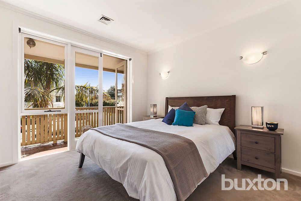 14B Cowderoy Street, St Kilda West VIC 3182, Image 2