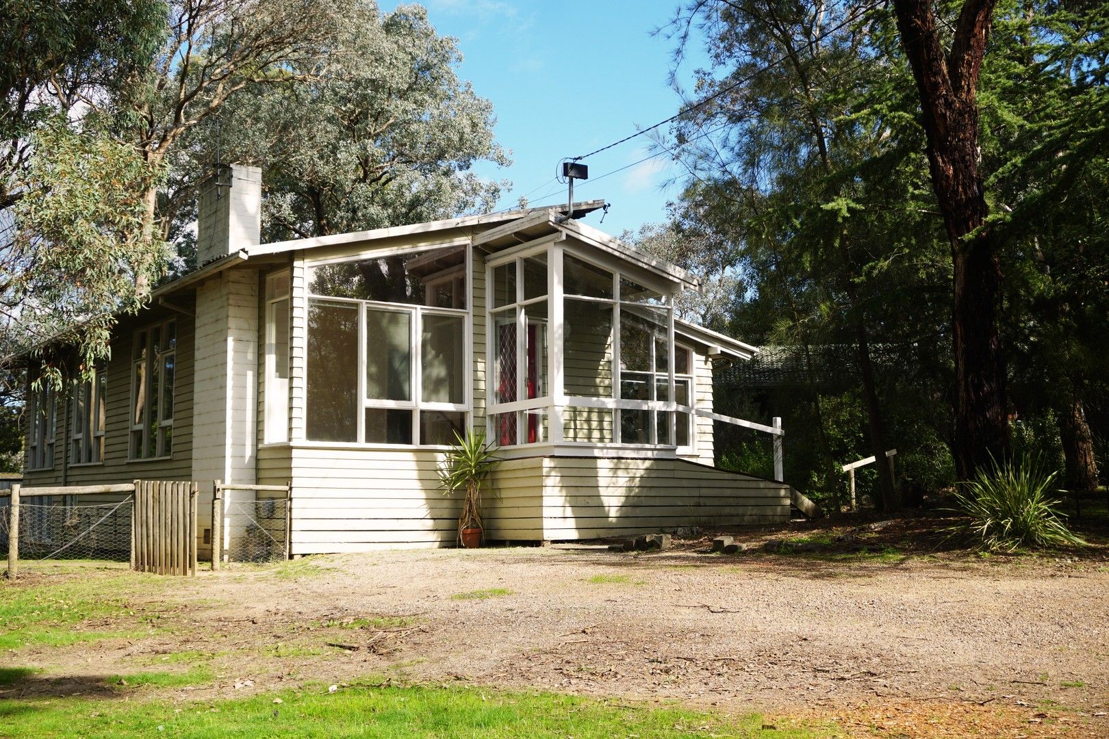 22 Price Ave, Montmorency VIC 3094 House For Rent 600 Domain