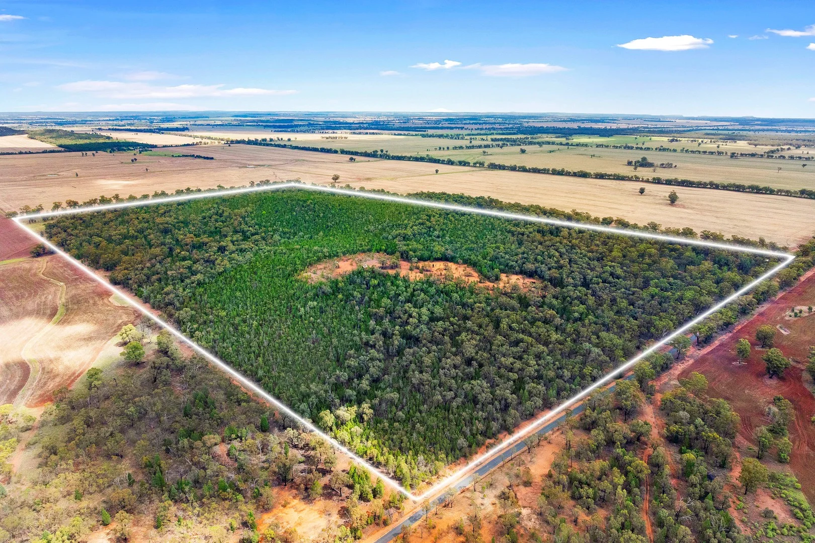 Primary image of 680 Schlunkes Lane, Temora NSW 2666