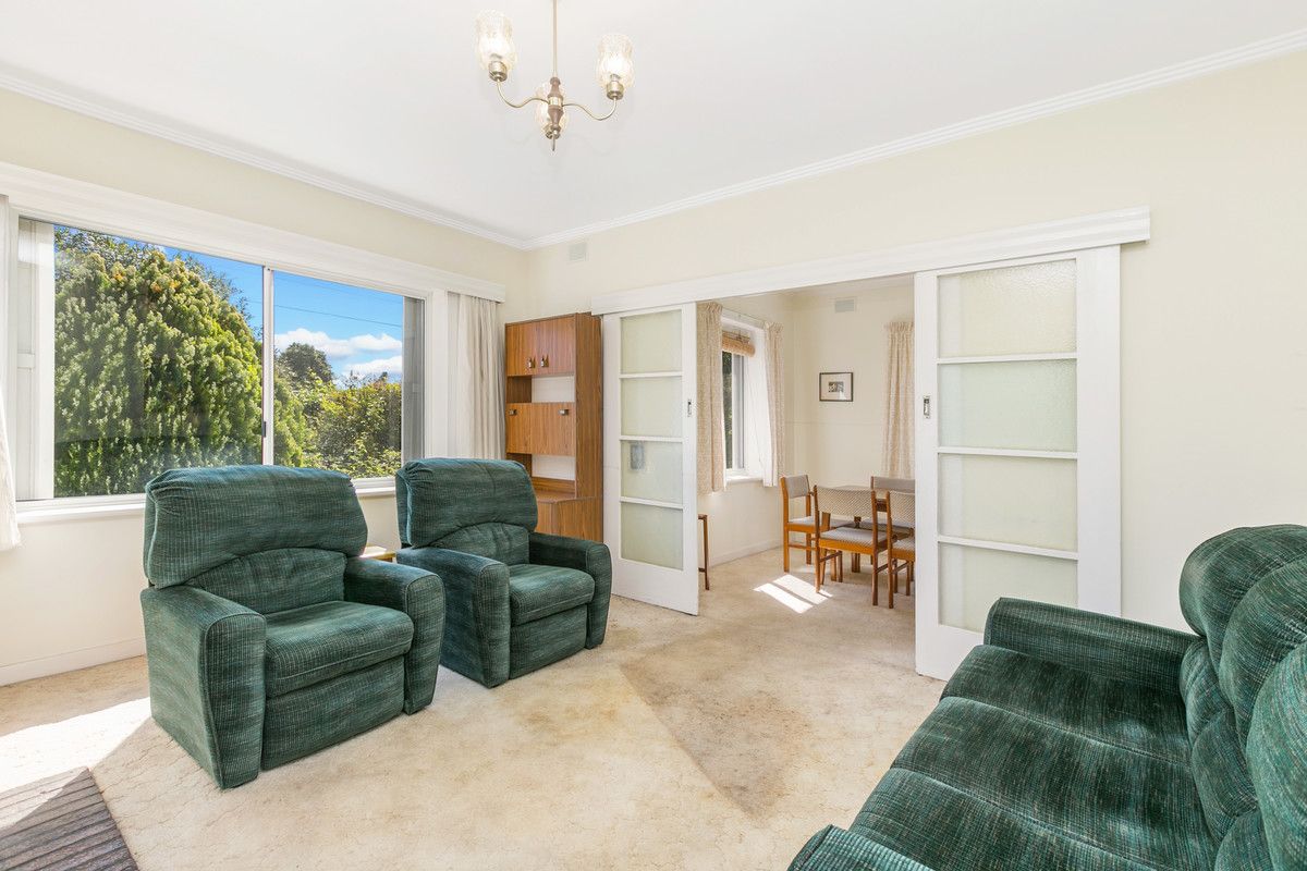 35 King George Avenue, North Brighton SA 5048, Image 2