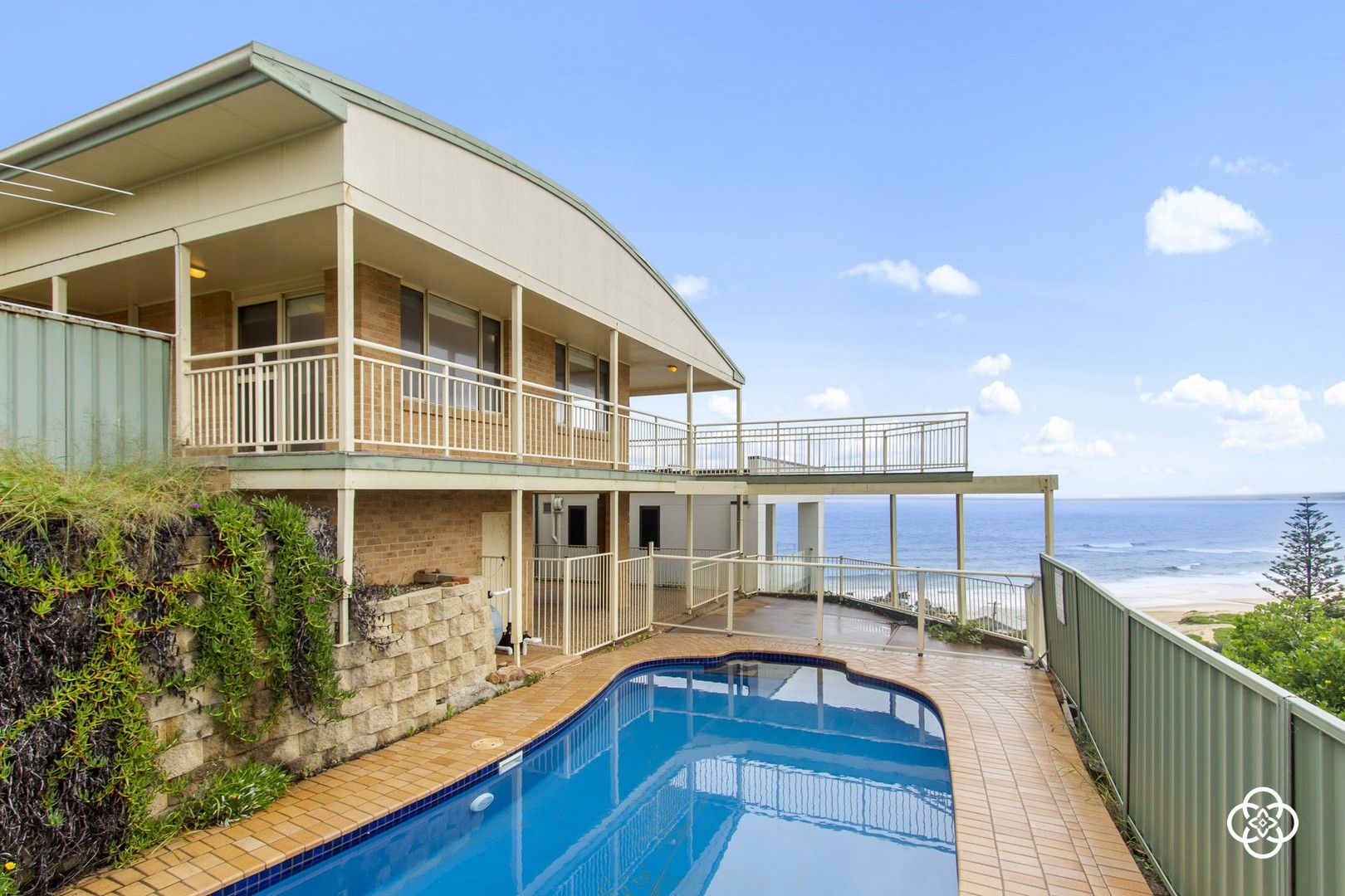 3 bedrooms House in 15 High Street REDHEAD NSW, 2290