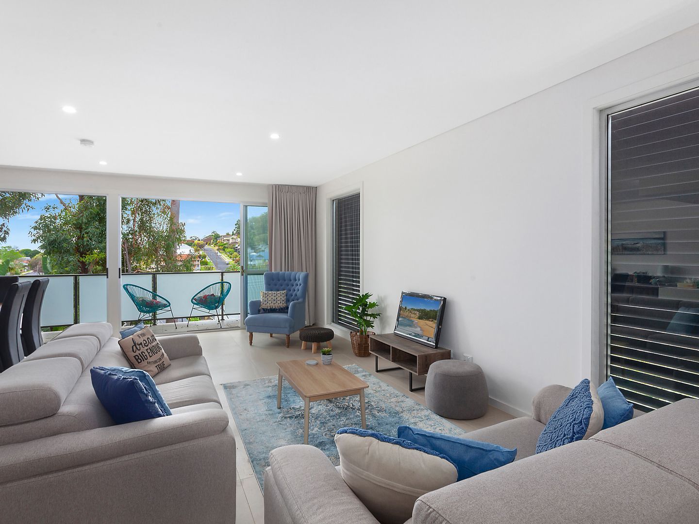 Townhouse For Sale at 5/284 Terrigal Drive, Terrigal NSW ...