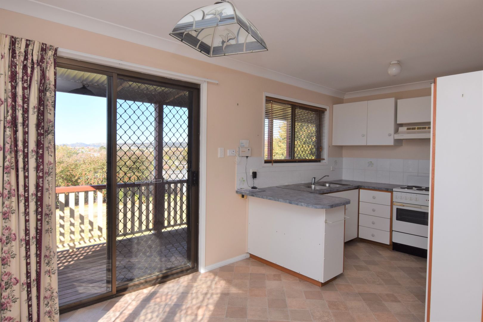 65 Street, Tenterfield NSW 2372 Domain