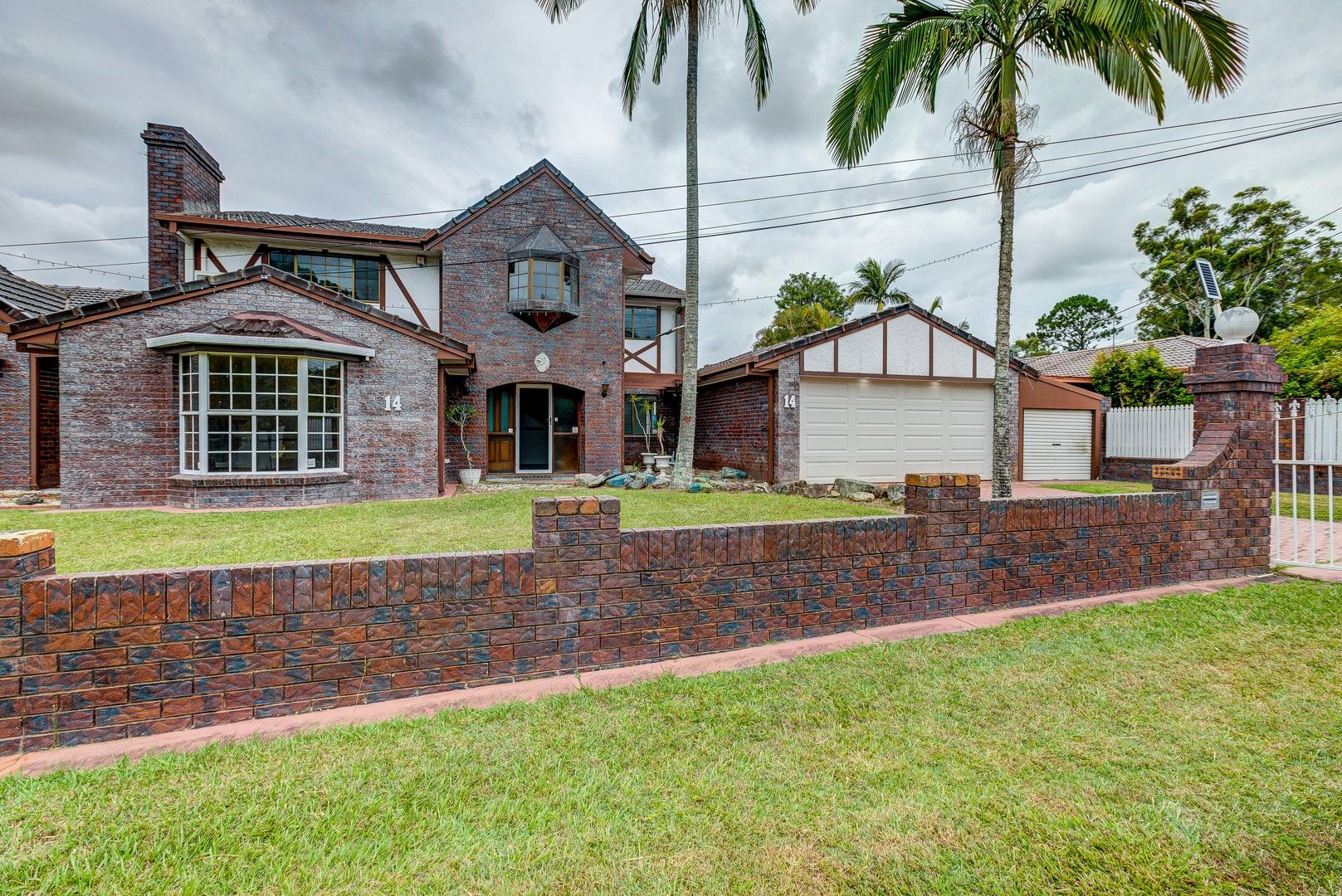 5 bedrooms House in 14 Moogara Street SHAILER PARK QLD, 4128