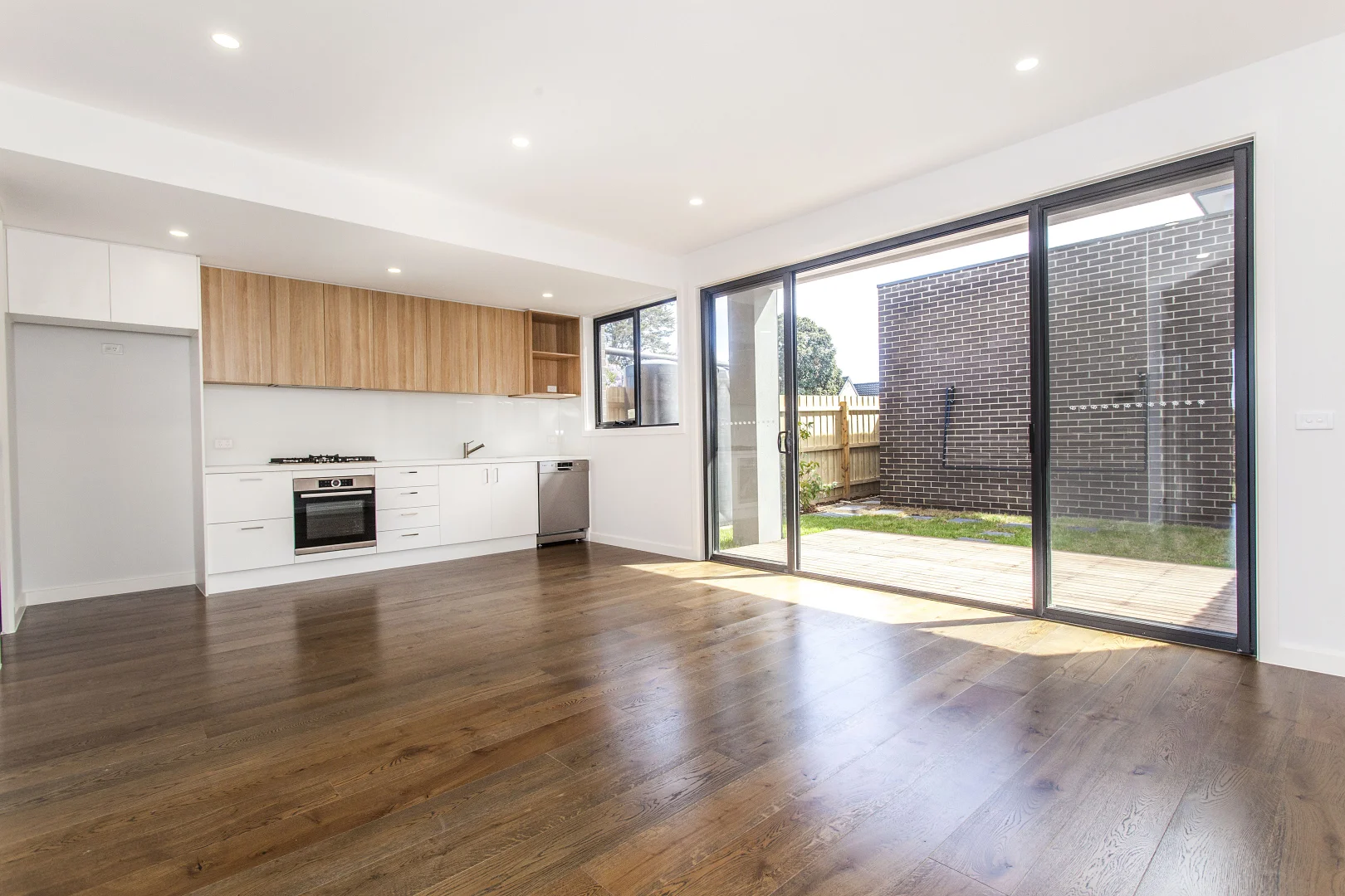 Additional image 2 of 1/19 Beckett Street, Chadstone VIC 3148