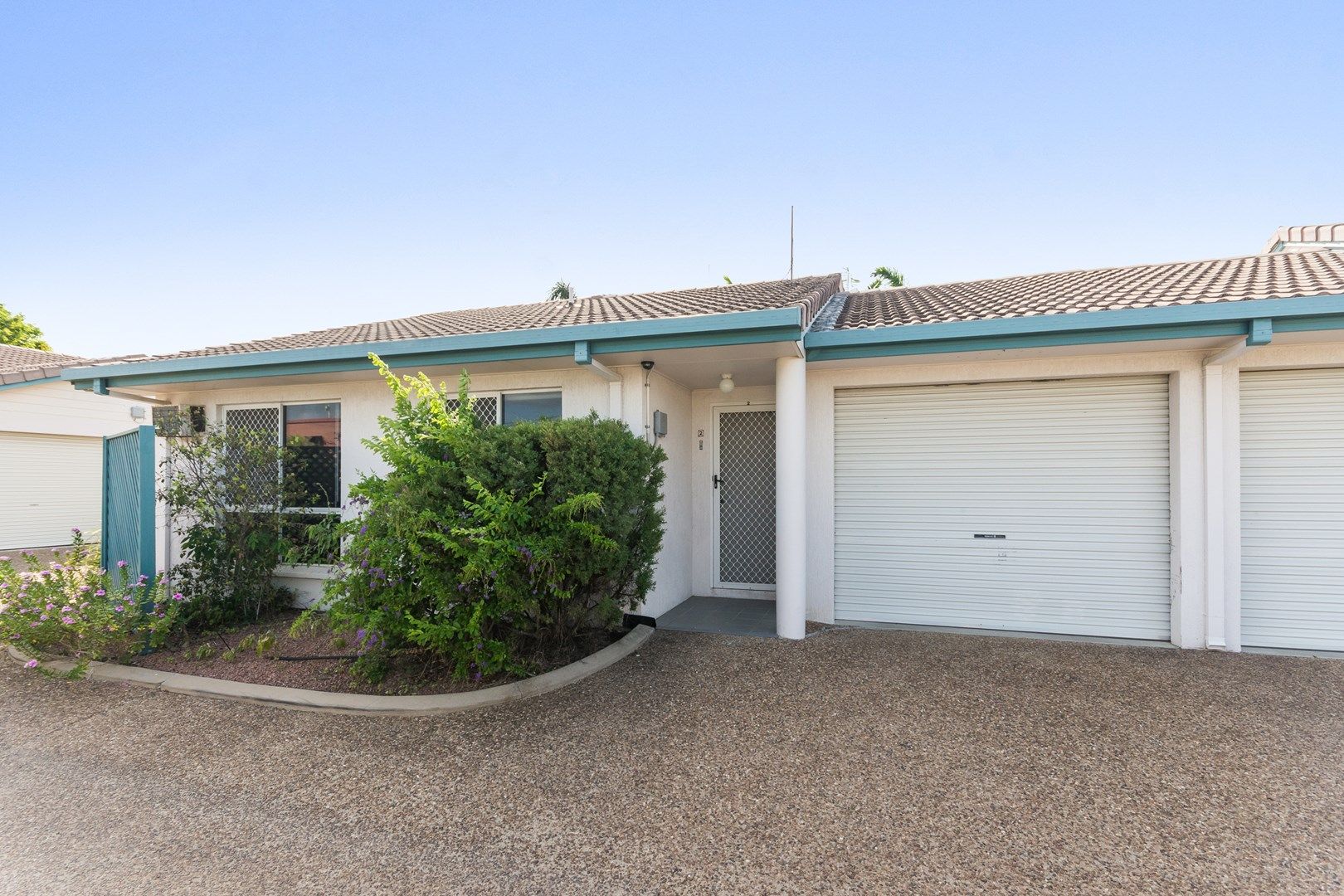 2 bedrooms Apartment / Unit / Flat in 2/24 Lothair Street PIMLICO QLD, 4812