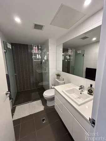 Additional image 5 of 601/335 Wharf Road, Newcastle NSW 2300