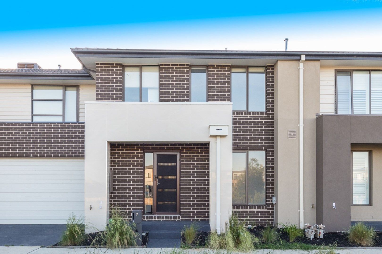 9 Birchmore Place, Clyde North VIC 3978, Image 0