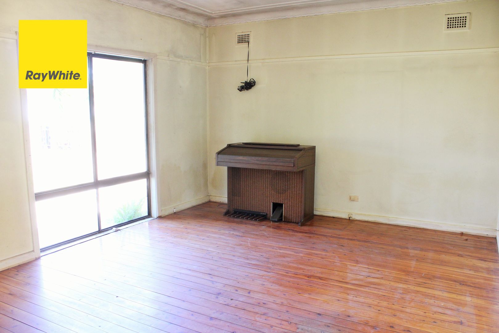 83 Queen Street, Canley Heights NSW 2166, Image 2