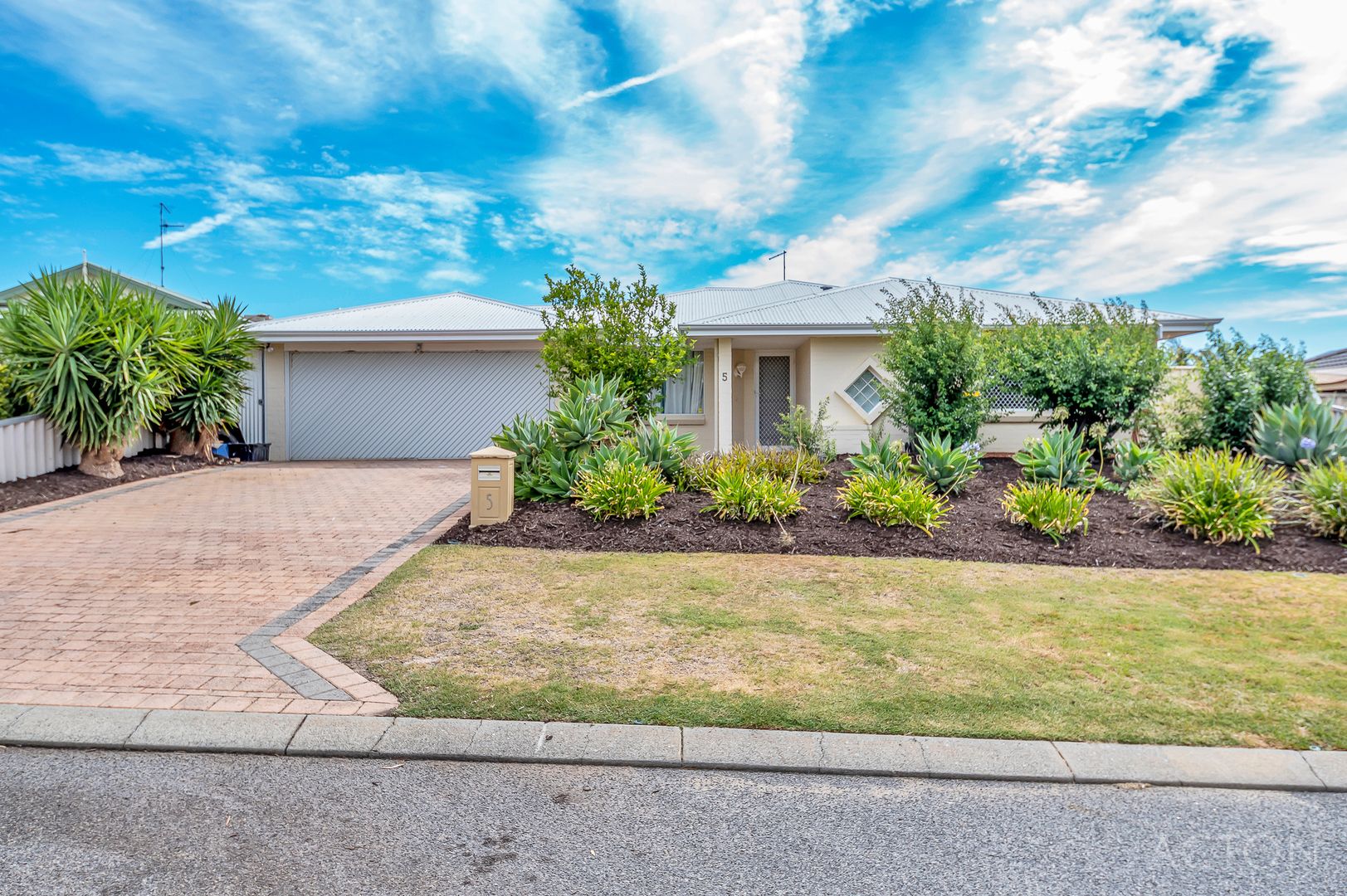 5 Waxberry Close, Halls Head WA 6210, Image 1