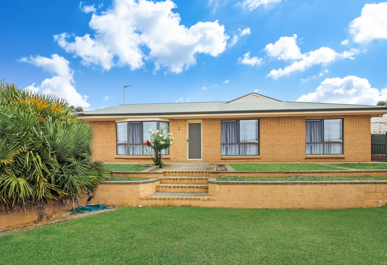 3 Springfield Drive, Port Lincol Property History & Address Research
