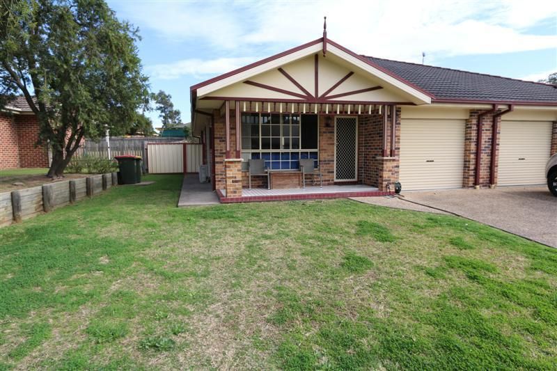 1/14 Riverview Close, Singleton NSW 2330, Image 1