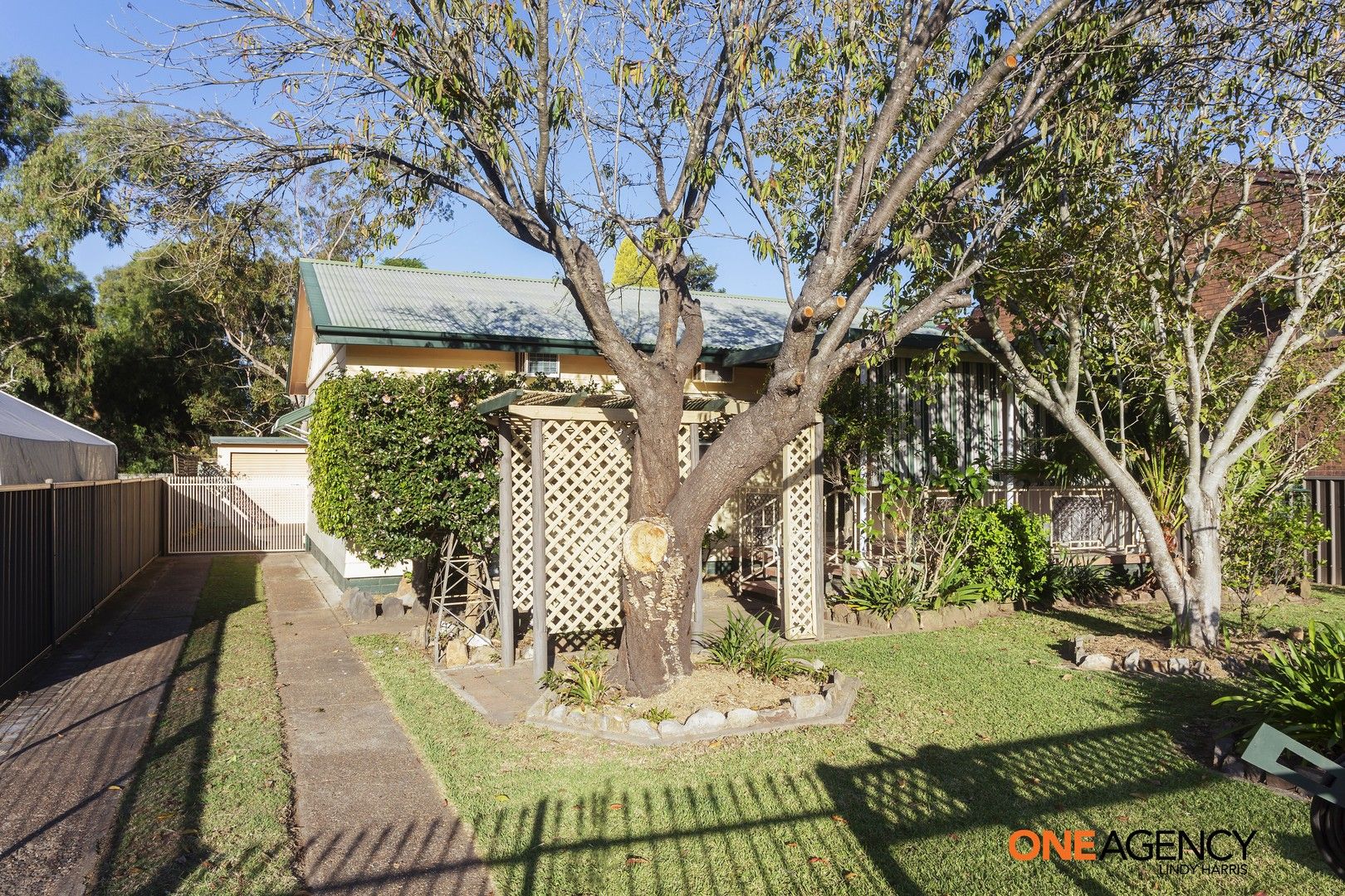 3 bedrooms House in 4 Deakin Avenue SINGLETON NSW, 2330
