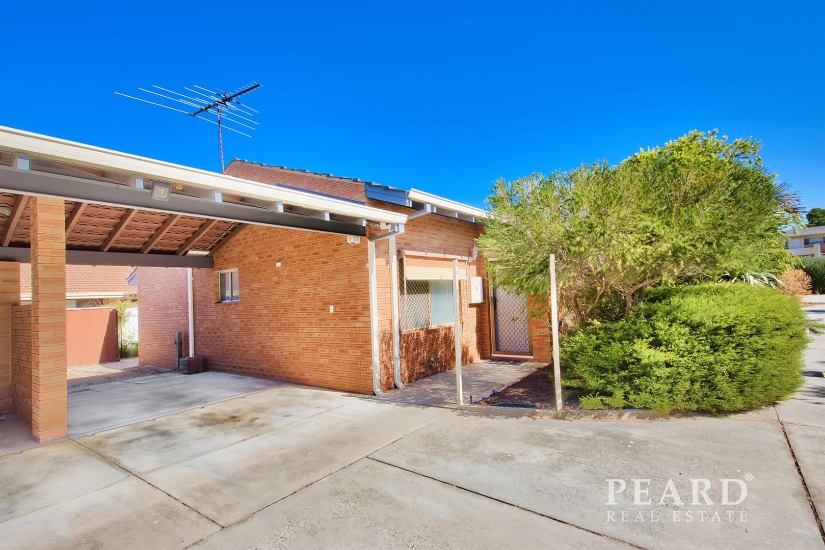 2 bedrooms Villa in 4/153 North Beach Drive TUART HILL WA, 6060