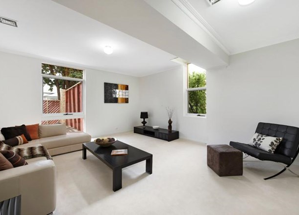 3/8 Derby Crescent, Caulfield East VIC 3145