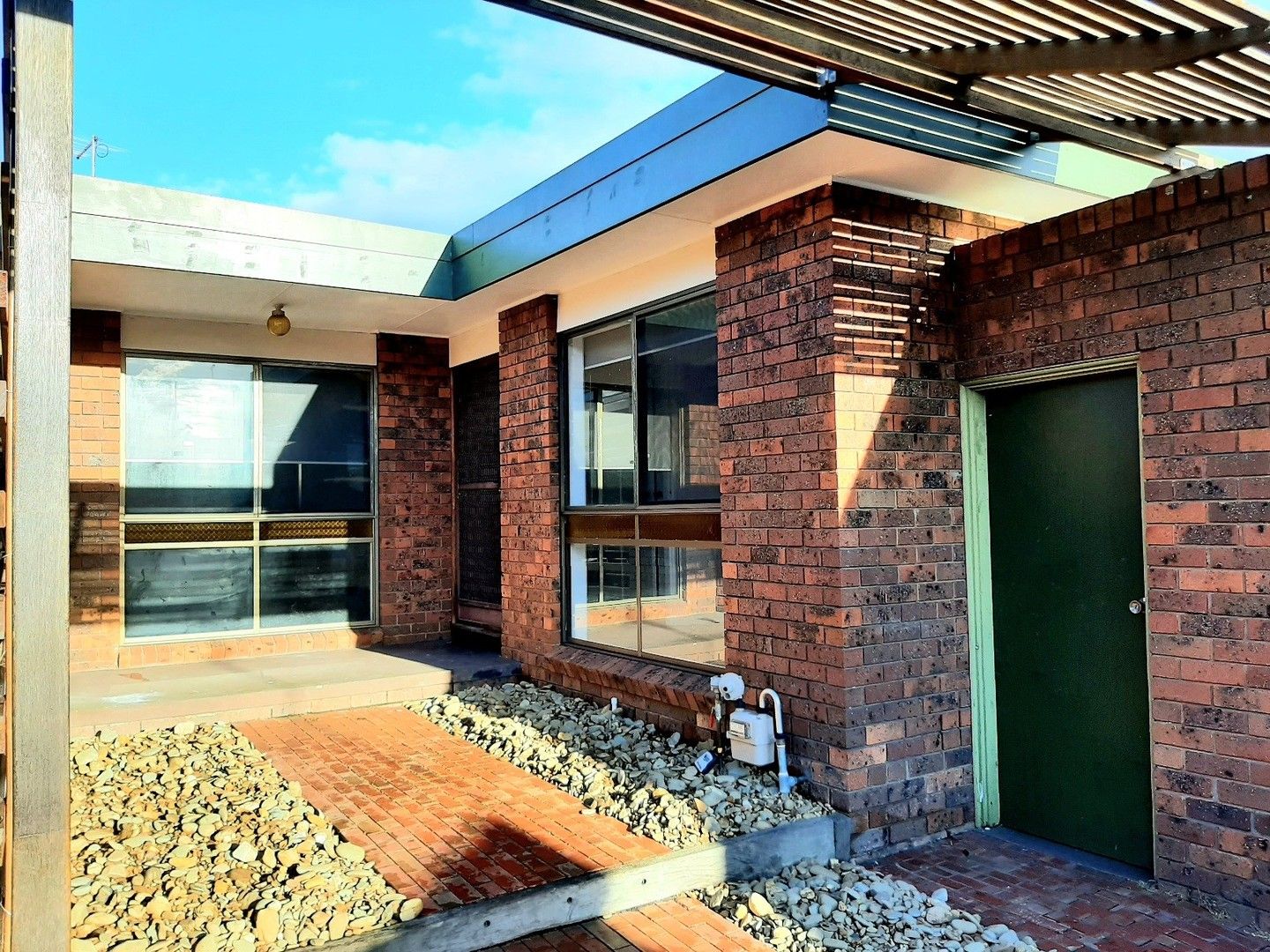 2 bedrooms Apartment / Unit / Flat in 3/12 Linden Avenue IVANHOE VIC, 3079