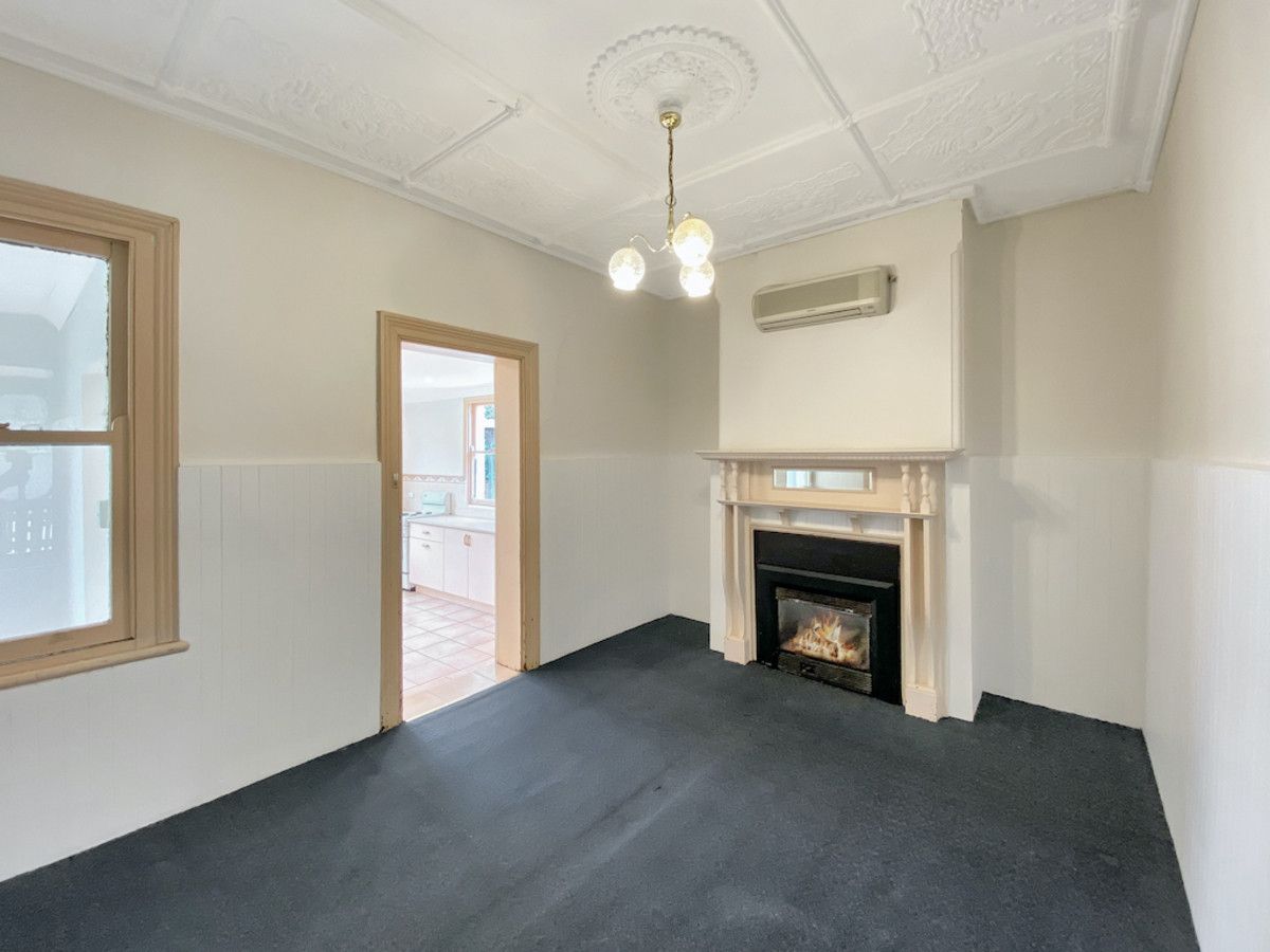 14 Arnheim Street, Goulburn NSW 2580, Image 2