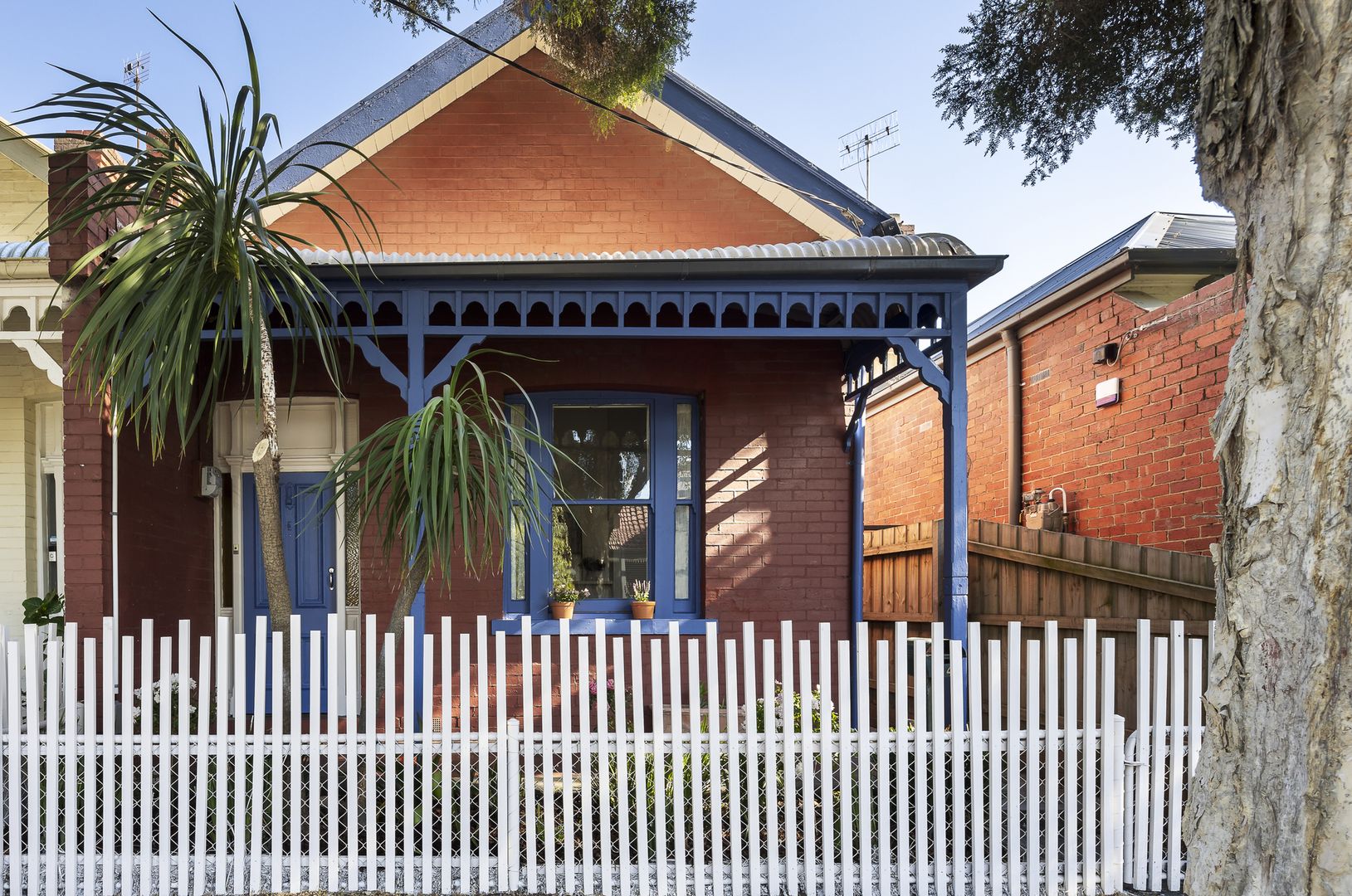 24 Gladstone Street, Windsor VIC 3181