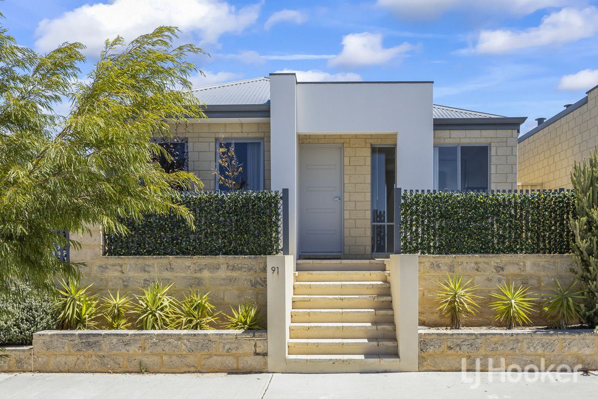 3 bedrooms House in 91 Piazza Link ALKIMOS WA, 6038