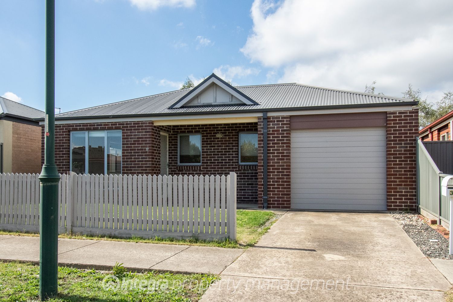 37 Yarra Park Drive, Sebastopol VIC 3356 House For Rent 380 Domain